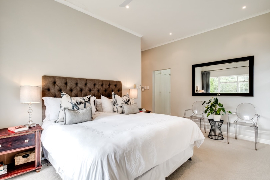 To Let 4 Bedroom Property for Rent in Constantia Western Cape